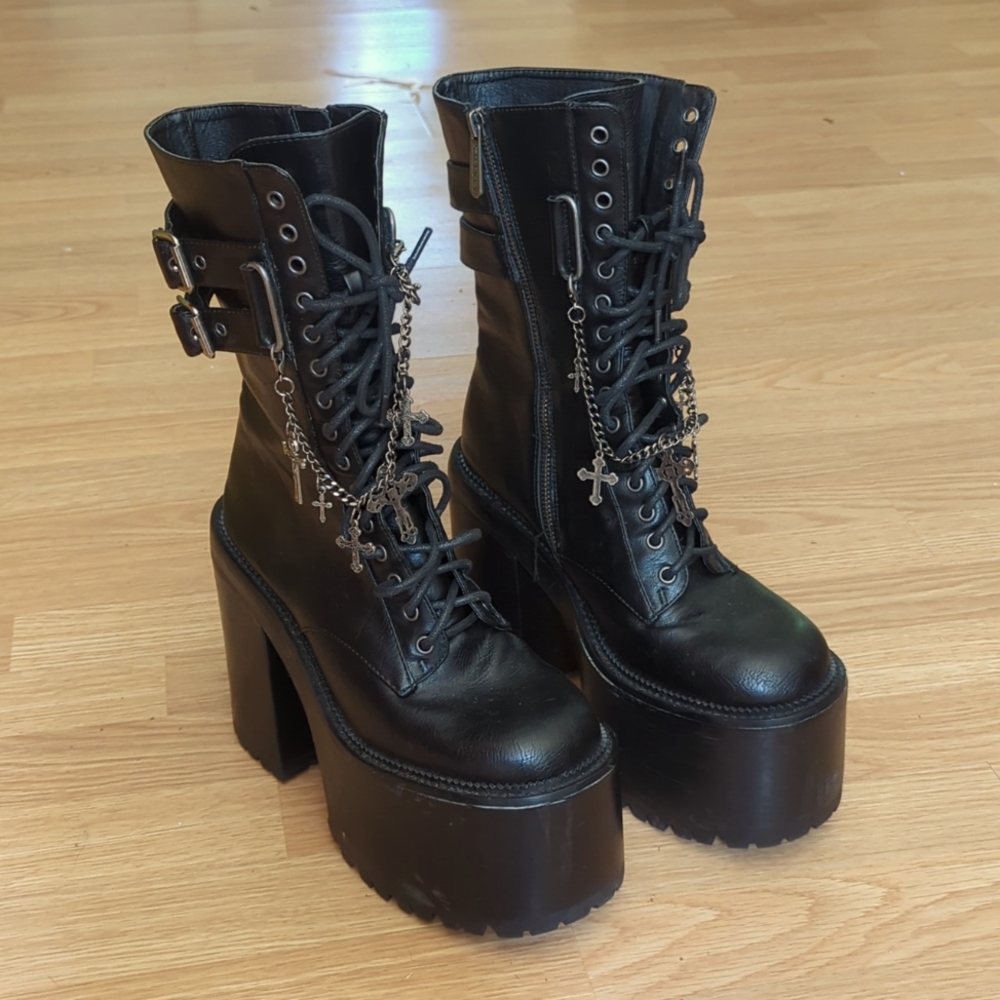 Killstar Platform Boots Size 9